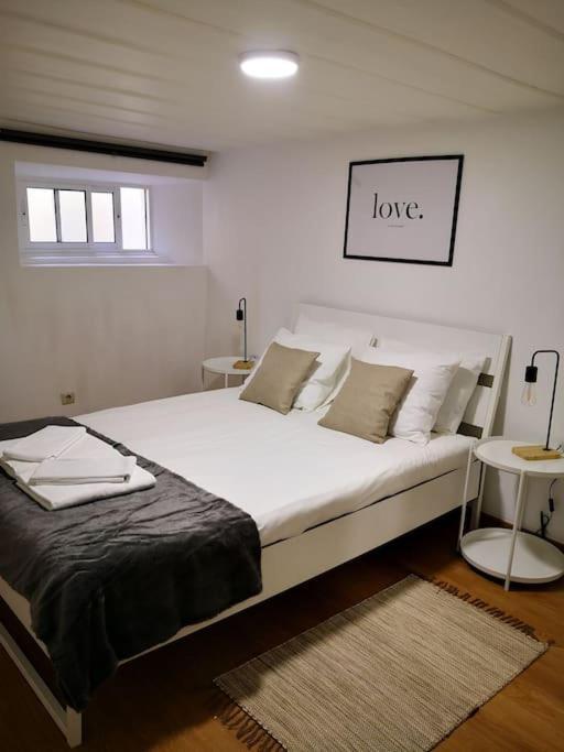 City Center Apartment - Avenida Da Liberdade Lisboa Екстериор снимка